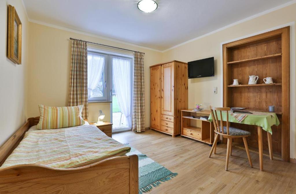 Haus Heimattreu Hotel เชอเนา อัม เคอนิกเซ ภายนอก รูปภาพ